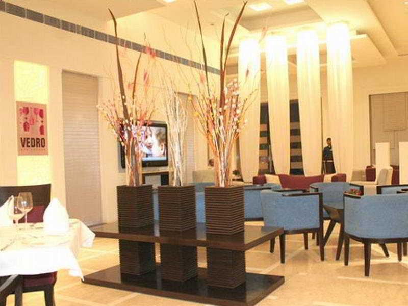Vista Park Otel Gurgaon Dış mekan fotoğraf